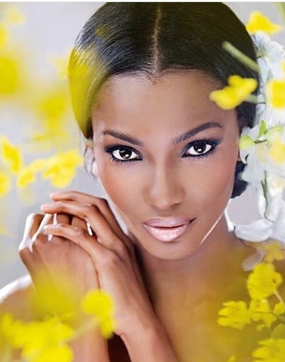 Oreime AGBANI DAREGO MISS WORLD 2001 Oreime